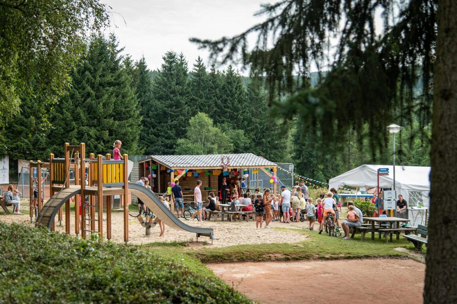 Ardenparks Petite Suisse Hotel Dochamps Kültér fotó