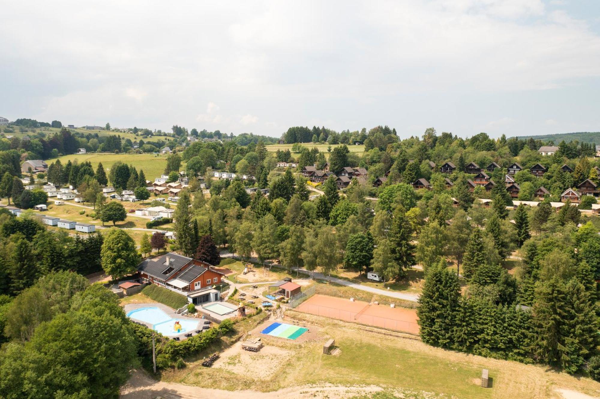Ardenparks Petite Suisse Hotel Dochamps Kültér fotó